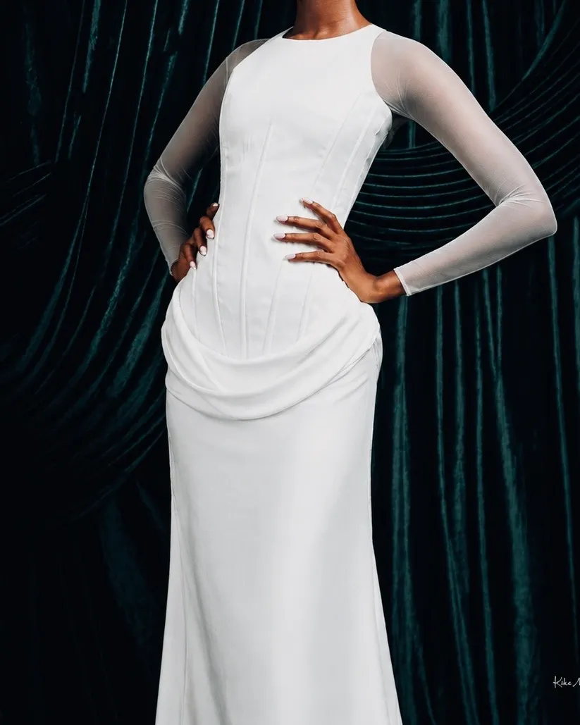MUJER alternate