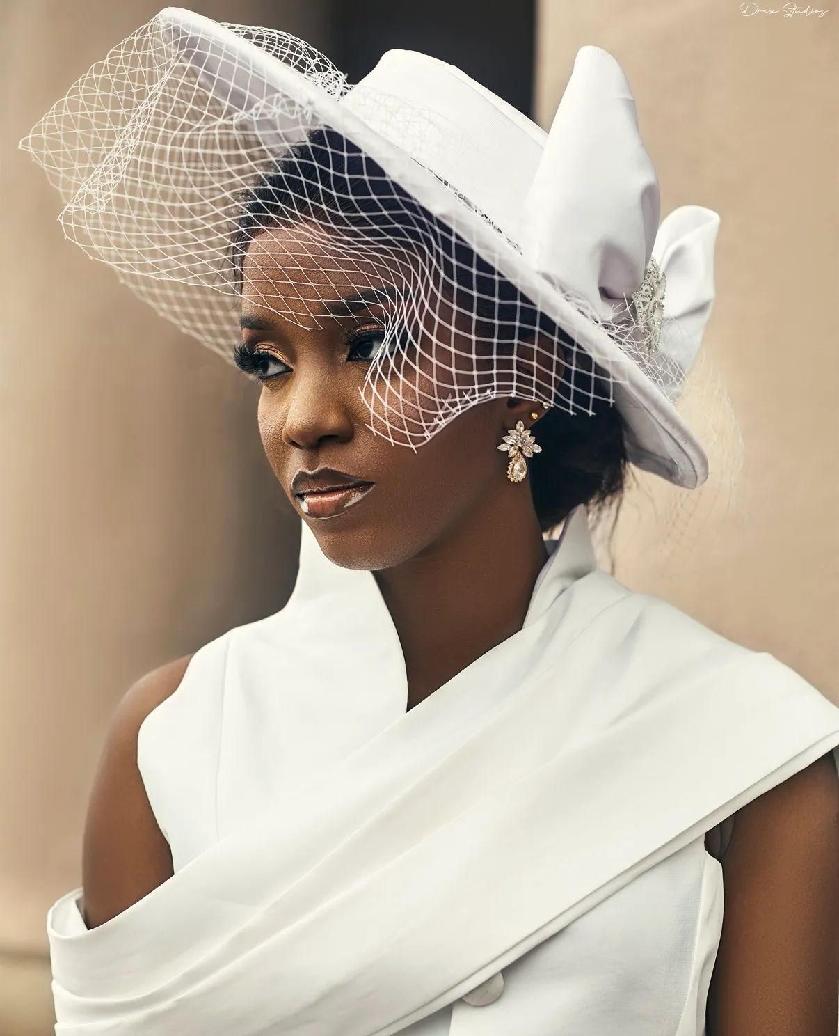 EMMONI  thumbnail 3